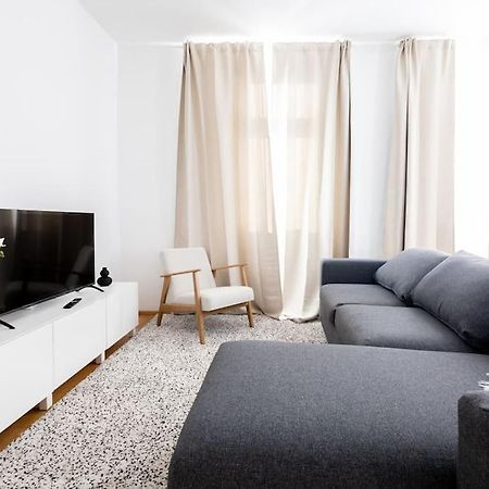 Orestaliving- 3Br On The Daube Canal/Friedensbruecke Viena Exterior foto